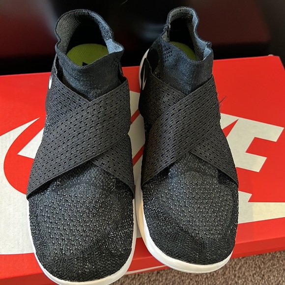 Nike Free Run - Picture 2 of 5